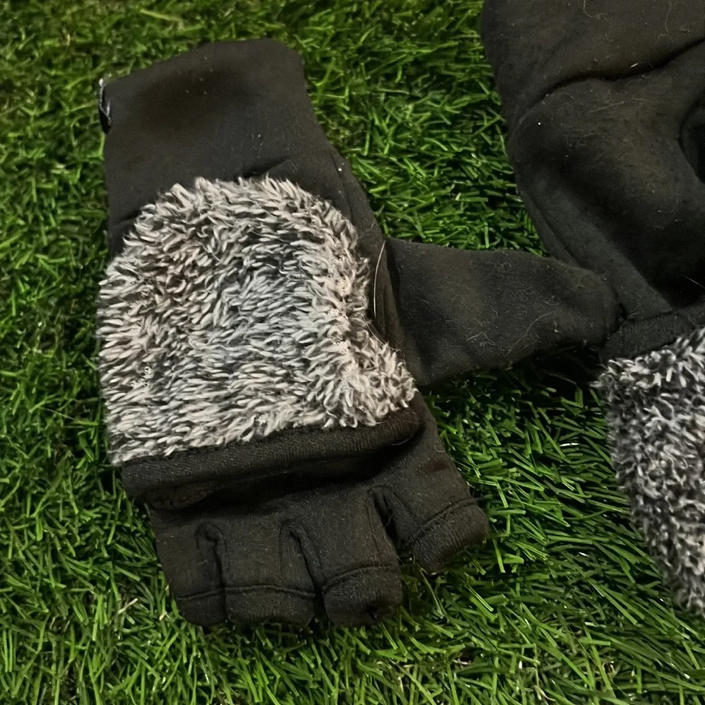 Girls Champion Fingerless gloves/mittens